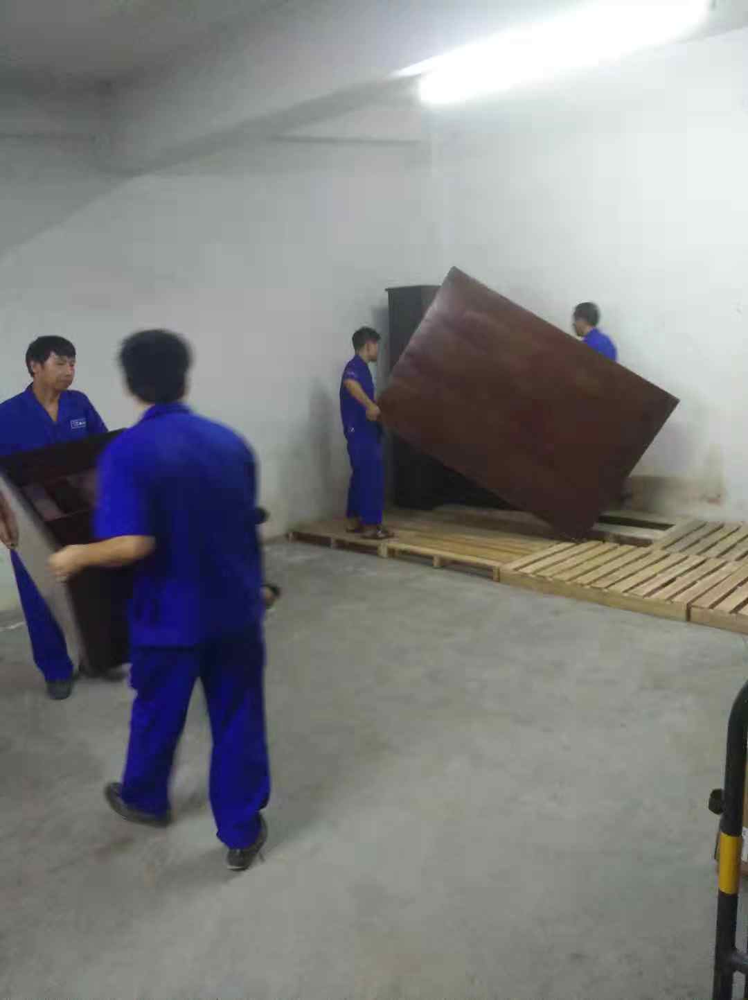  搬家怎么說?你還需要靠朋友嗎？